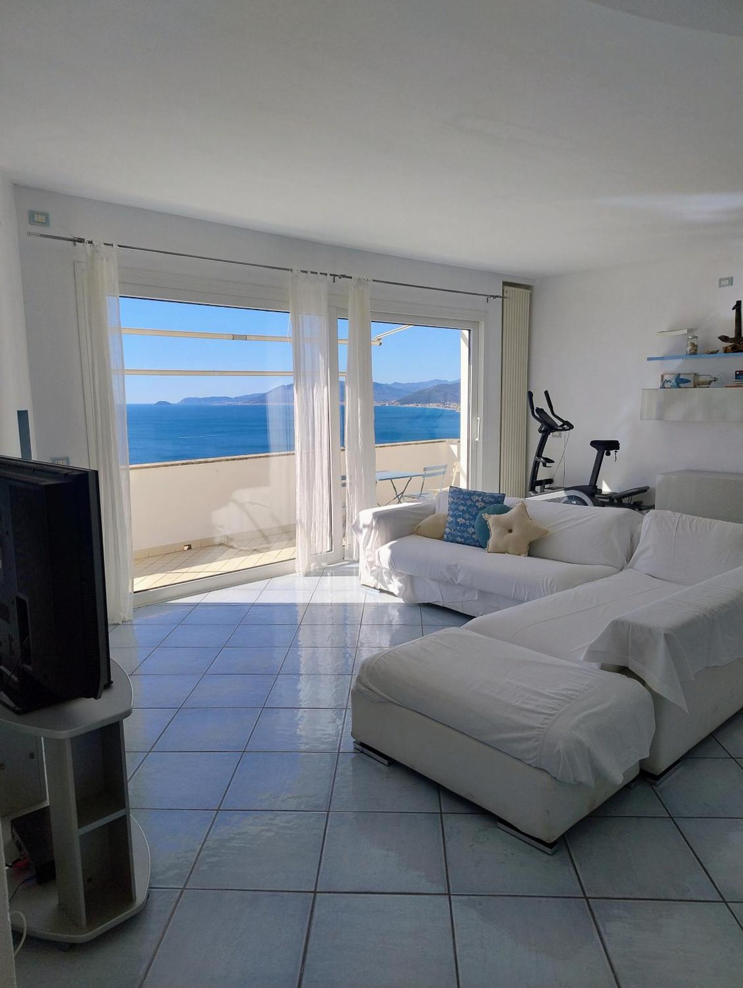 Villa Ischia Attico Sul Mare A Verezzi Борджо Вереци Екстериор снимка