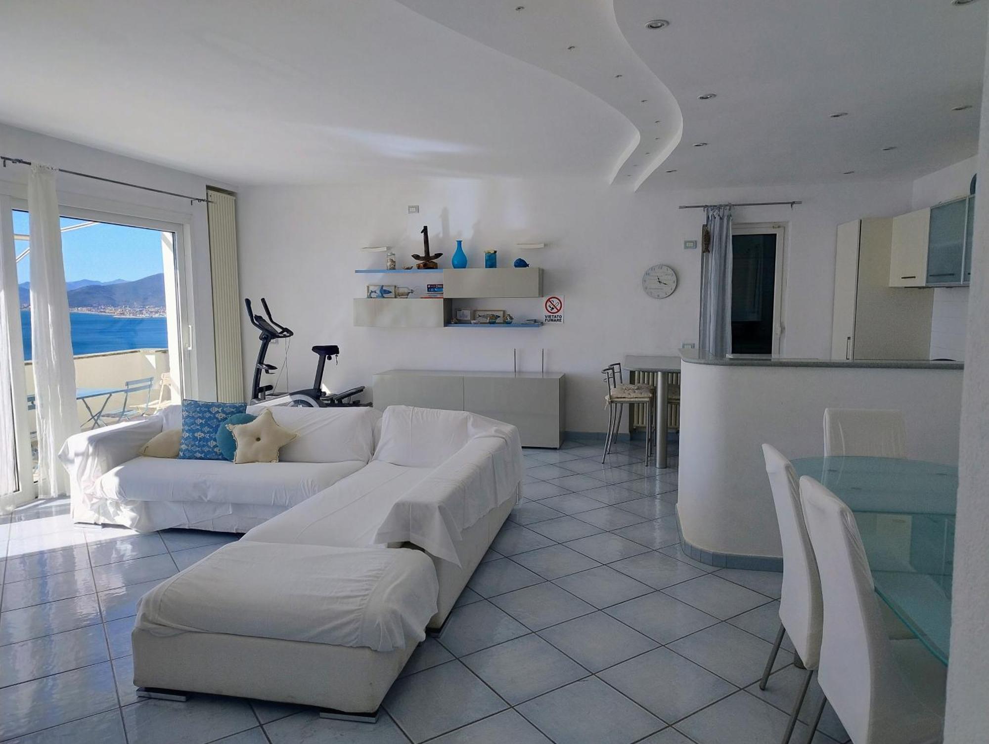 Villa Ischia Attico Sul Mare A Verezzi Борджо Вереци Екстериор снимка